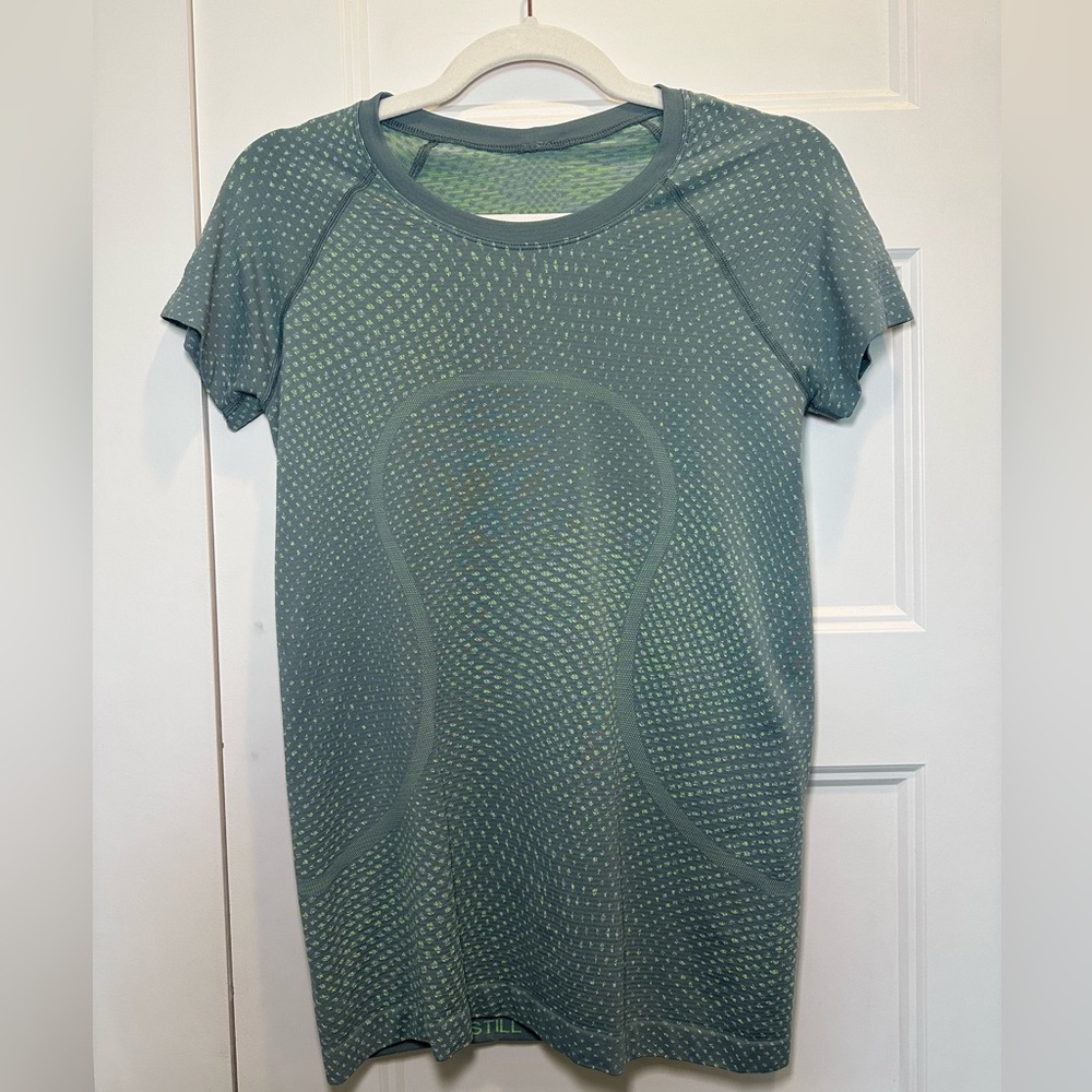 Swiftly Tech Short Sleeve Shirt 2.0 Hip Length